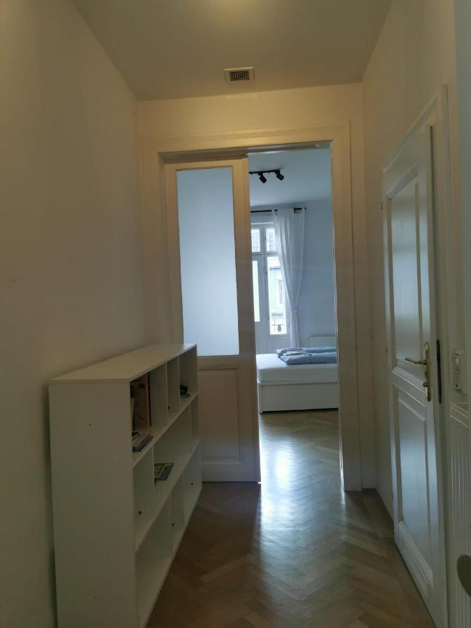 Central Mariahilfer Apartment 4 Min To The City Shopping Center And Schoenbrunn Palace 비엔나 외부 사진