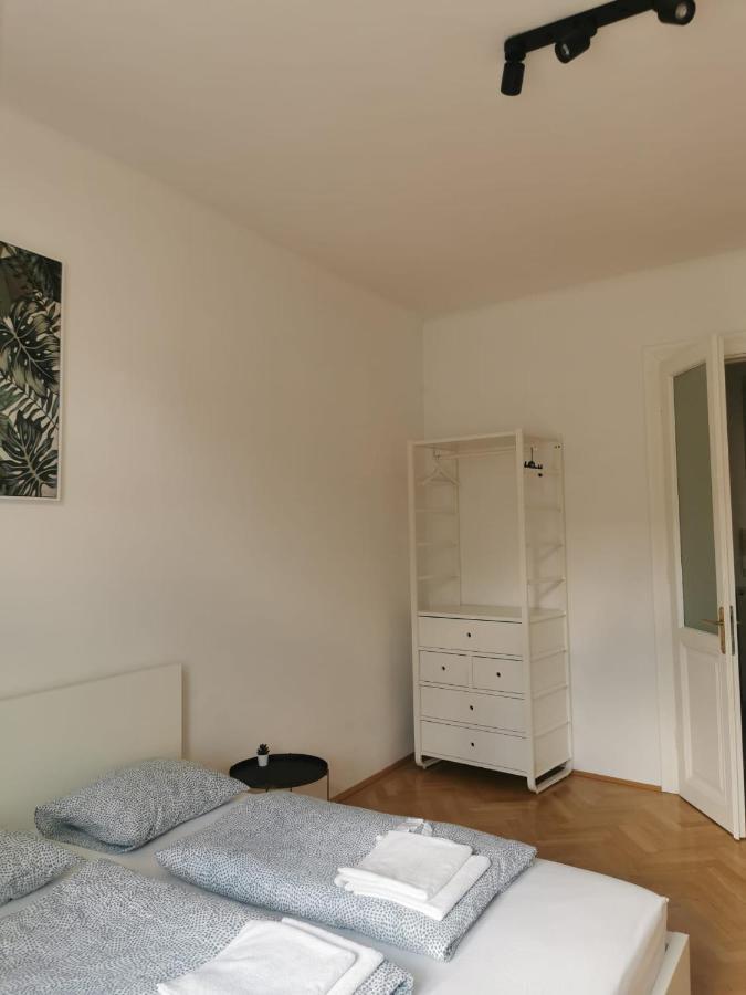 Central Mariahilfer Apartment 4 Min To The City Shopping Center And Schoenbrunn Palace 비엔나 외부 사진