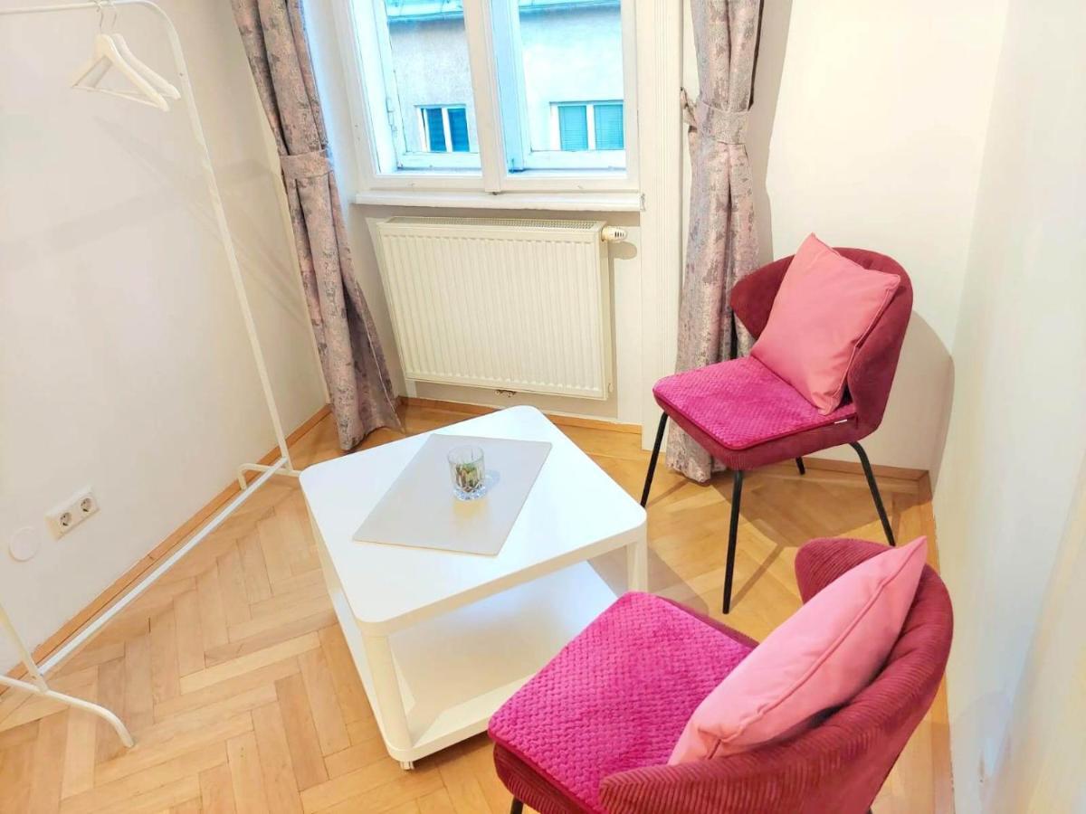 Central Mariahilfer Apartment 4 Min To The City Shopping Center And Schoenbrunn Palace 비엔나 외부 사진